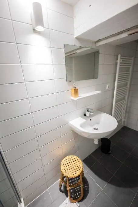 Tastefully 2 Bedroom Serviced Apartment 76M2 -Kb22- Rotterdam 0*,  Netherlands